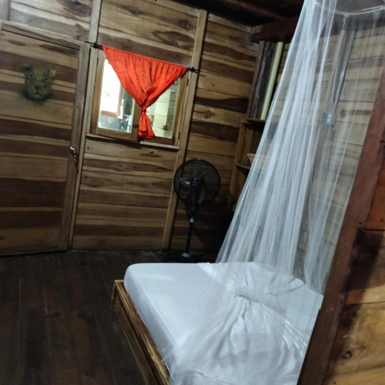 The Mompe Beach Hostal La Poza Екстериор снимка