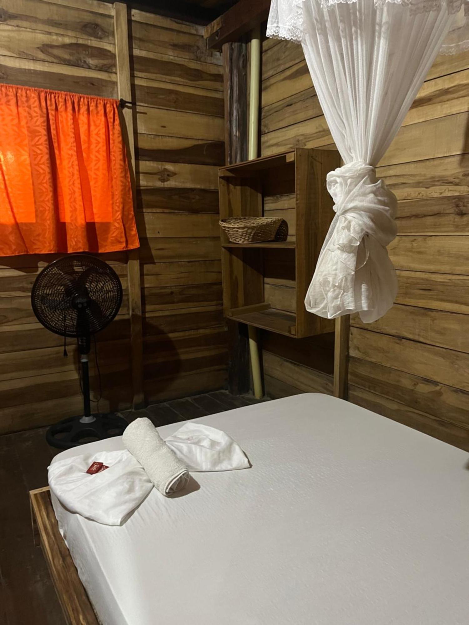 The Mompe Beach Hostal La Poza Екстериор снимка