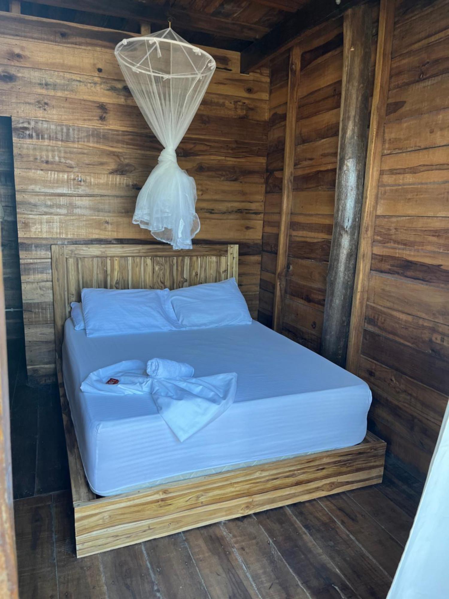 The Mompe Beach Hostal La Poza Екстериор снимка