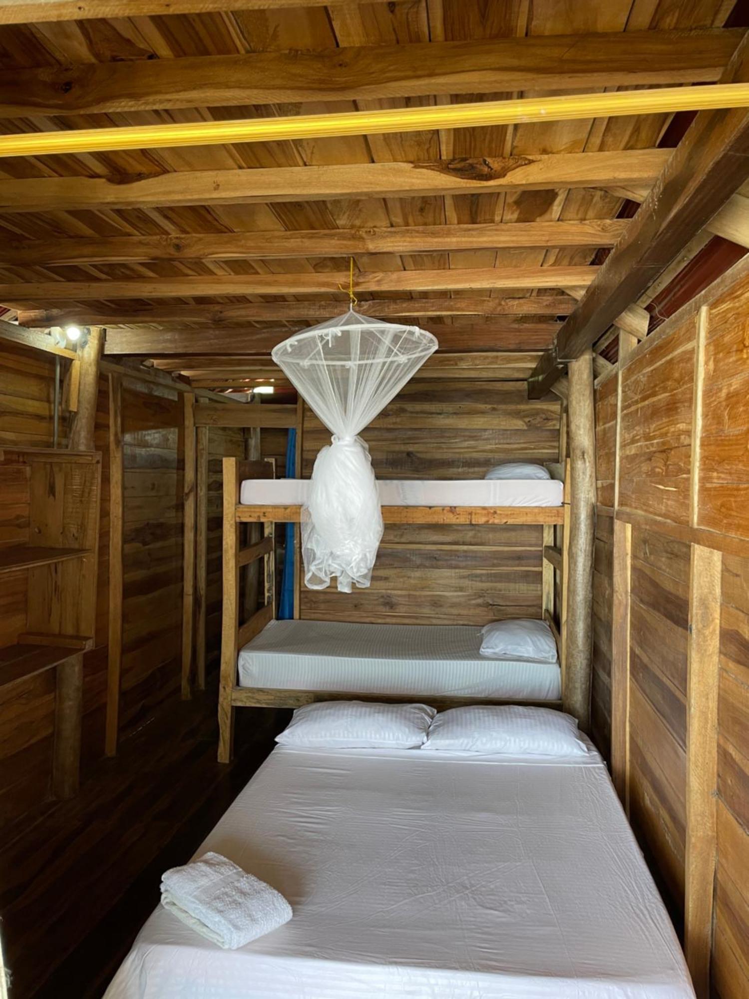 The Mompe Beach Hostal La Poza Екстериор снимка