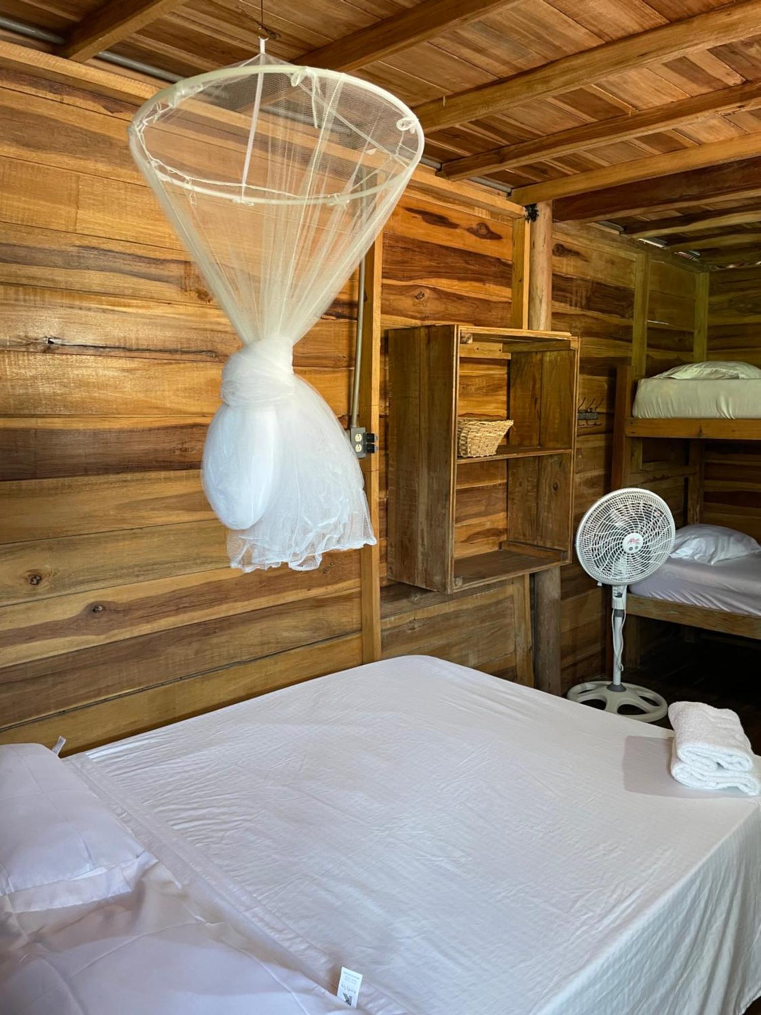The Mompe Beach Hostal La Poza Екстериор снимка