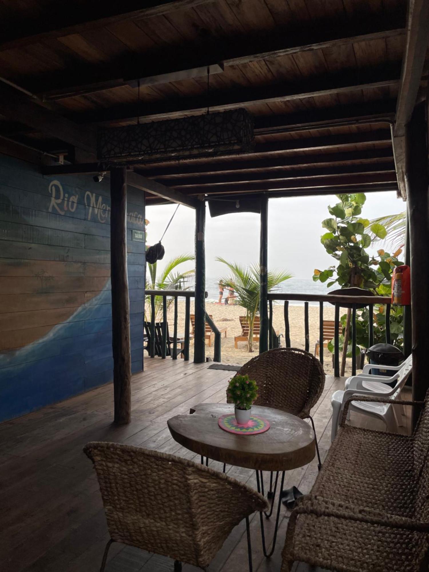 The Mompe Beach Hostal La Poza Екстериор снимка