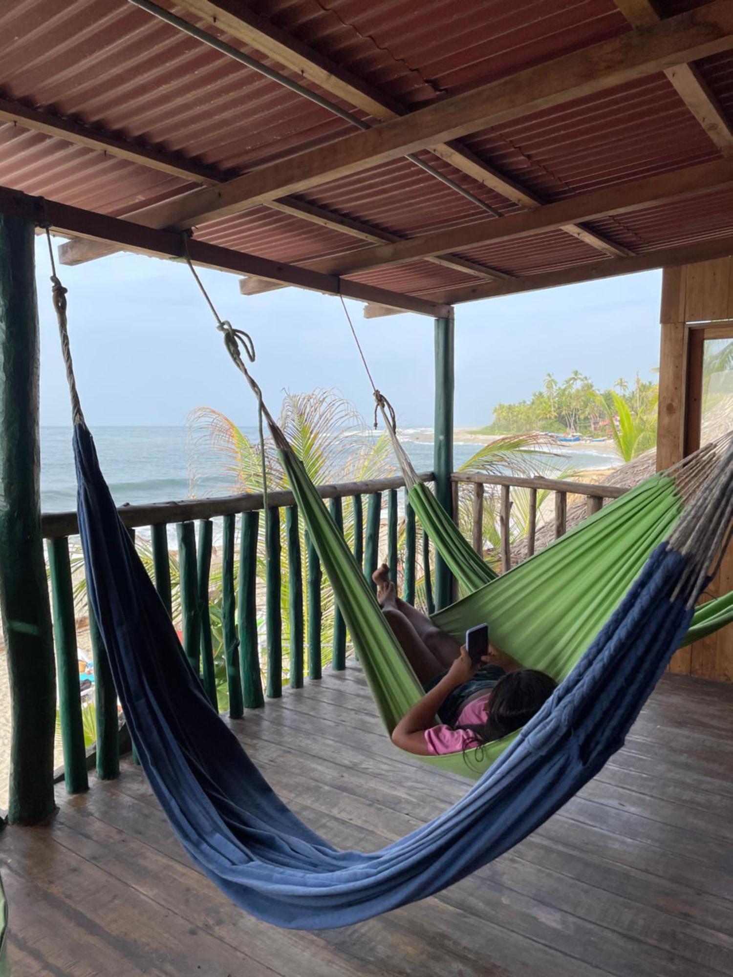 The Mompe Beach Hostal La Poza Екстериор снимка
