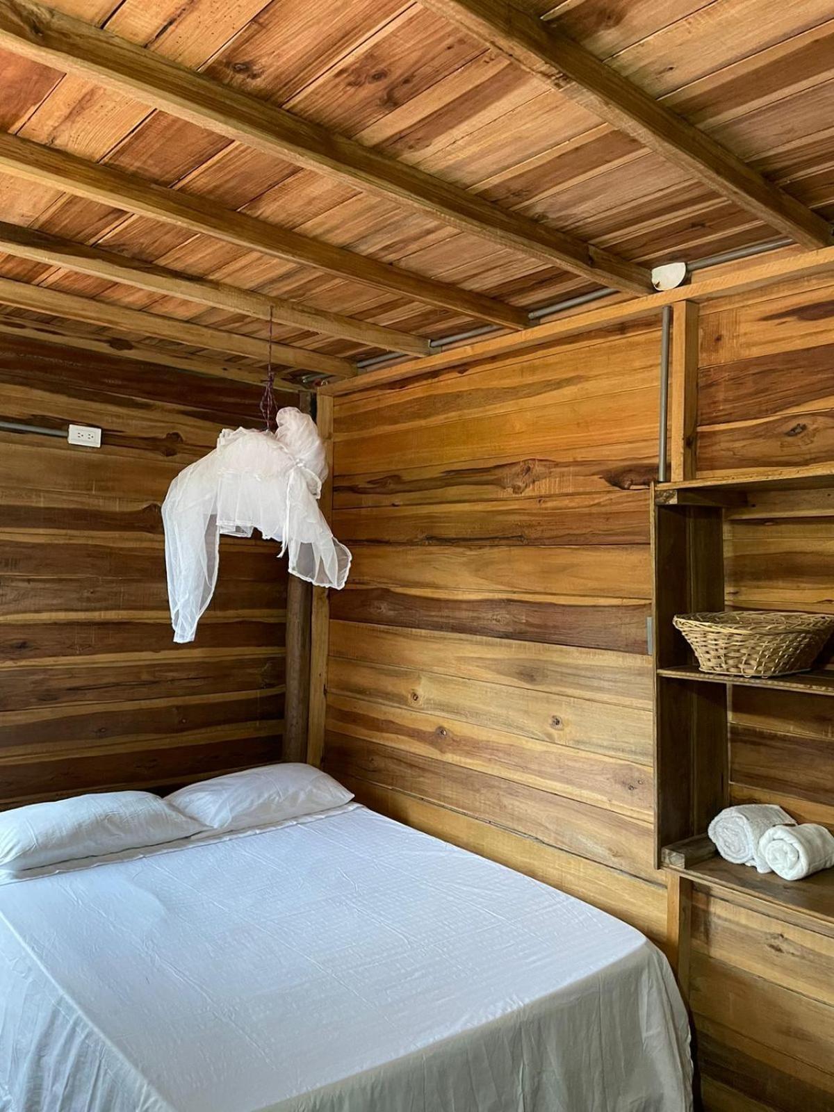 The Mompe Beach Hostal La Poza Екстериор снимка