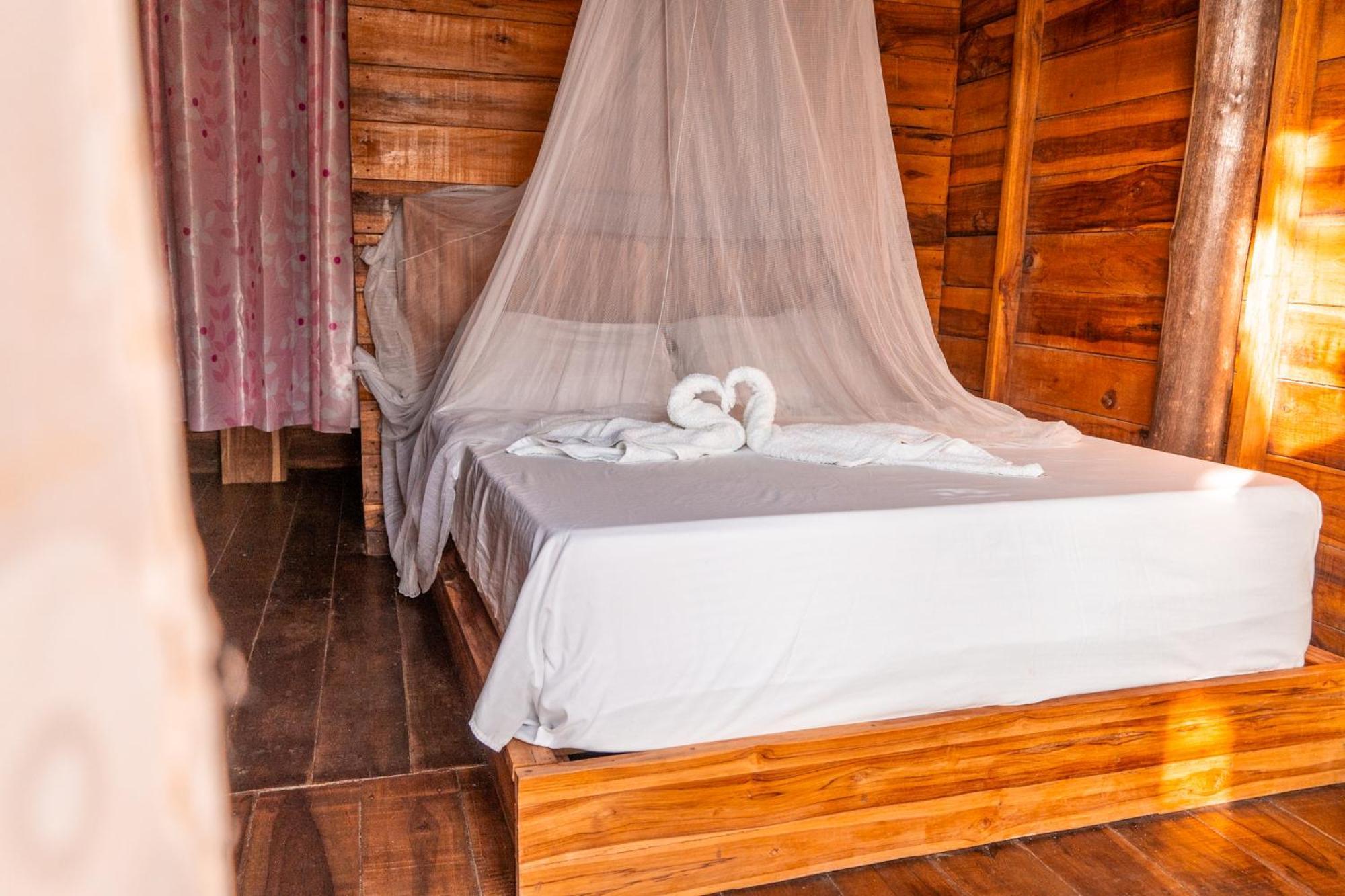 The Mompe Beach Hostal La Poza Екстериор снимка